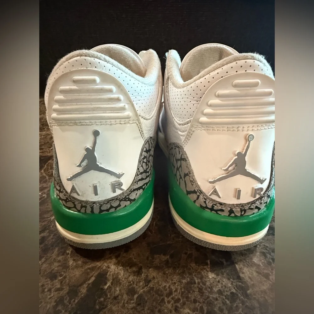 Nike. Wmns Air Jordan 3 Retro 'Lucky Green'. Size 7.